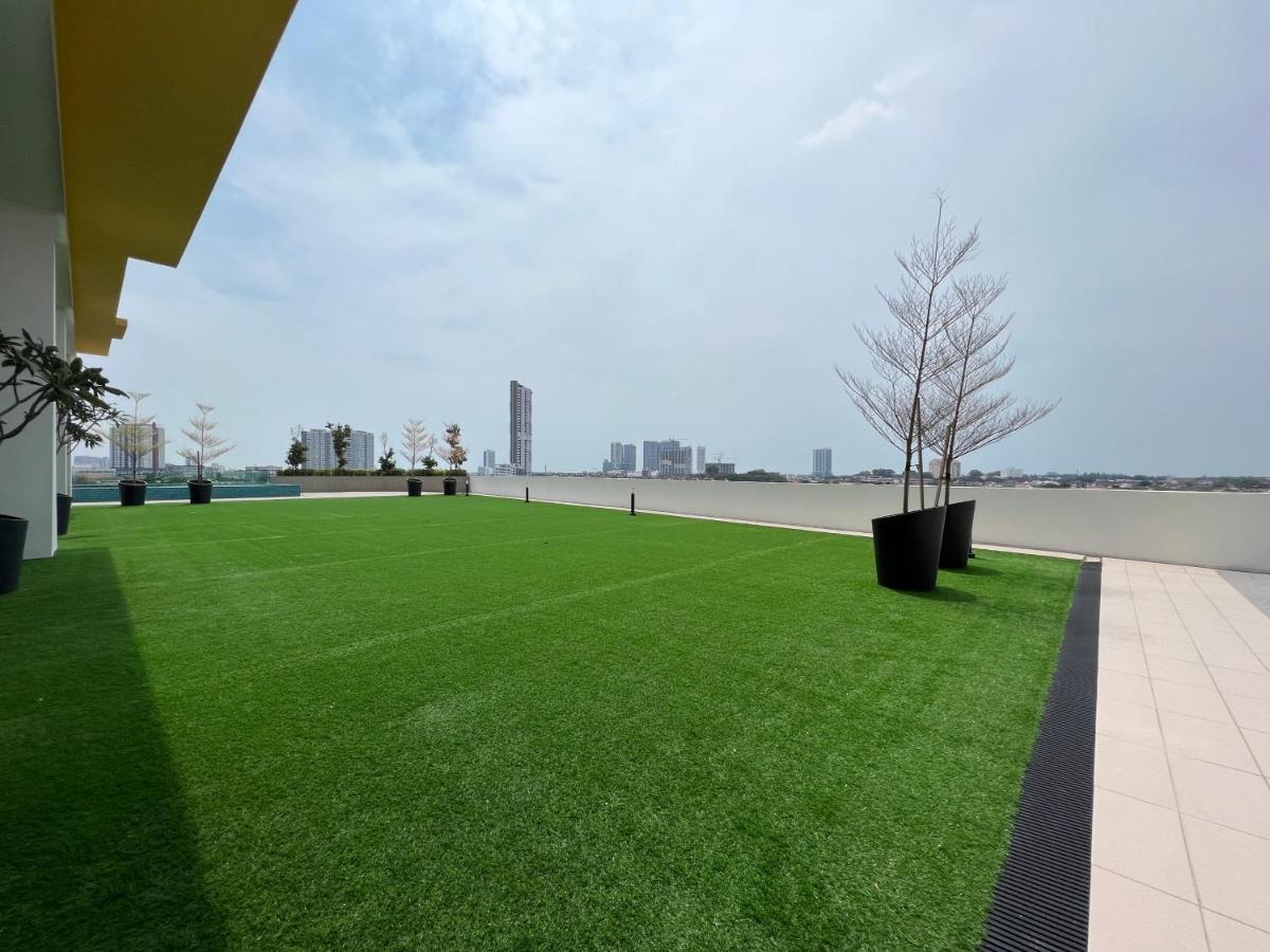 New!! Loving Night Novo 2Br 4-9Pax I Jonker I Netflix I Family Apartman Malacca Kültér fotó