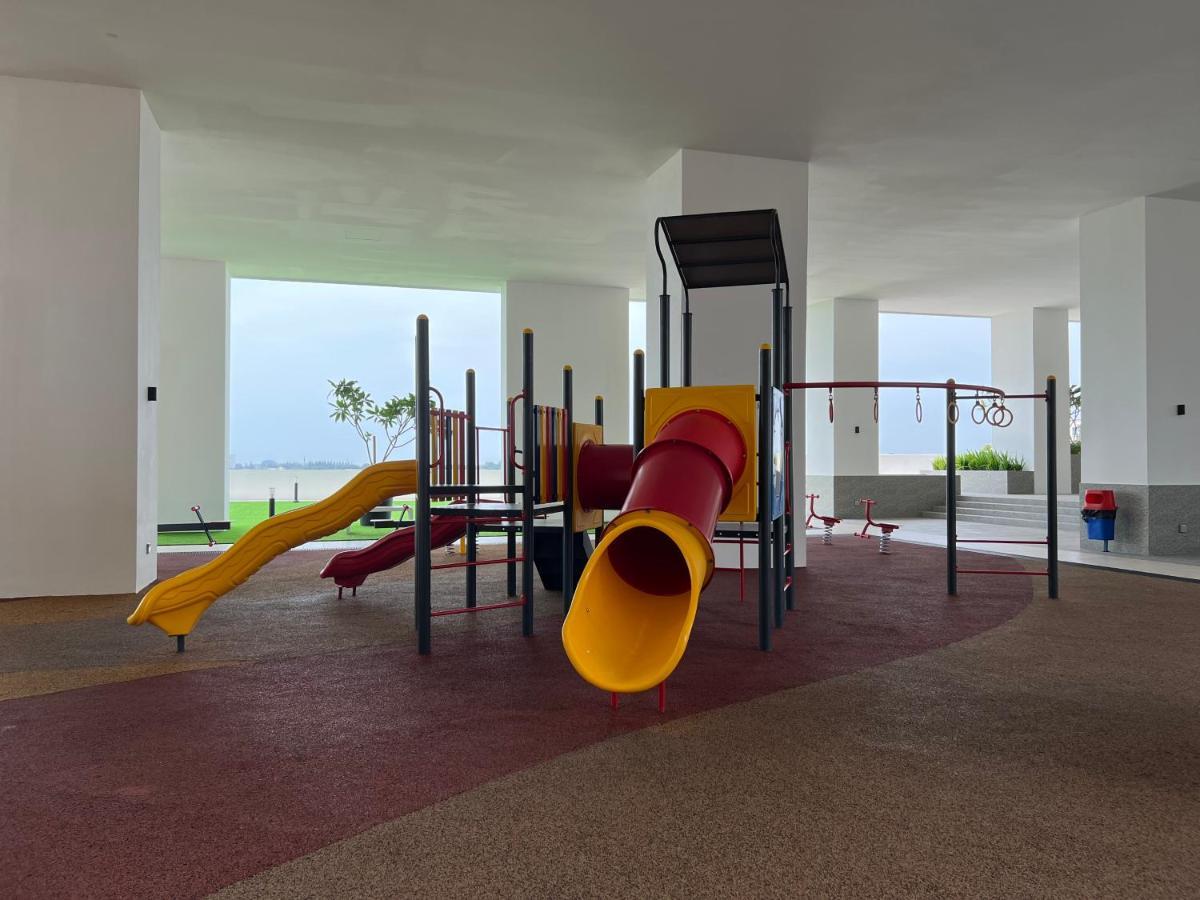 New!! Loving Night Novo 2Br 4-9Pax I Jonker I Netflix I Family Apartman Malacca Kültér fotó