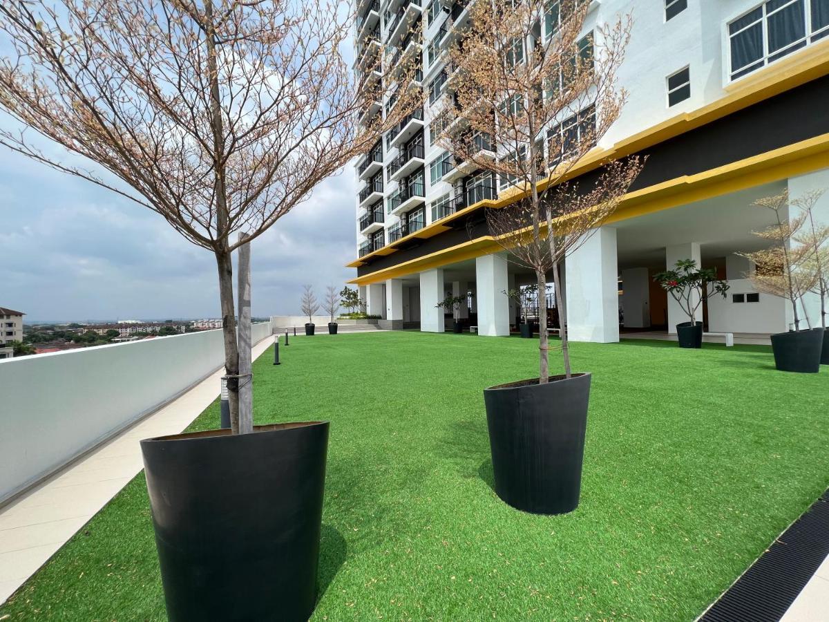 New!! Loving Night Novo 2Br 4-9Pax I Jonker I Netflix I Family Apartman Malacca Kültér fotó